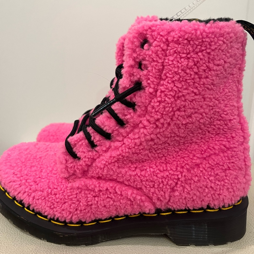 Dr. Martens 1460 Pascal Pink Faux Shearling Combat Lace Up Boots Girls Size 5